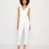 Wal G Toby V Neck - Jumpsuit - White -Wal G 0d23ad57d3ec4b9dbe76c37b369cb99f