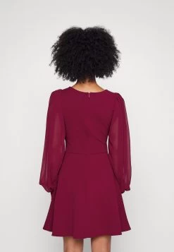 Kat Sleeve Dress - Cocktailjurk - Berry Wine -Wal G 36f394eed07843da8e1696c15c8975ba