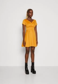 Wal G Wrap Dress - Jerseyjurk - Mango -Wal G 389296e3a0f344508b58e1869093acb5