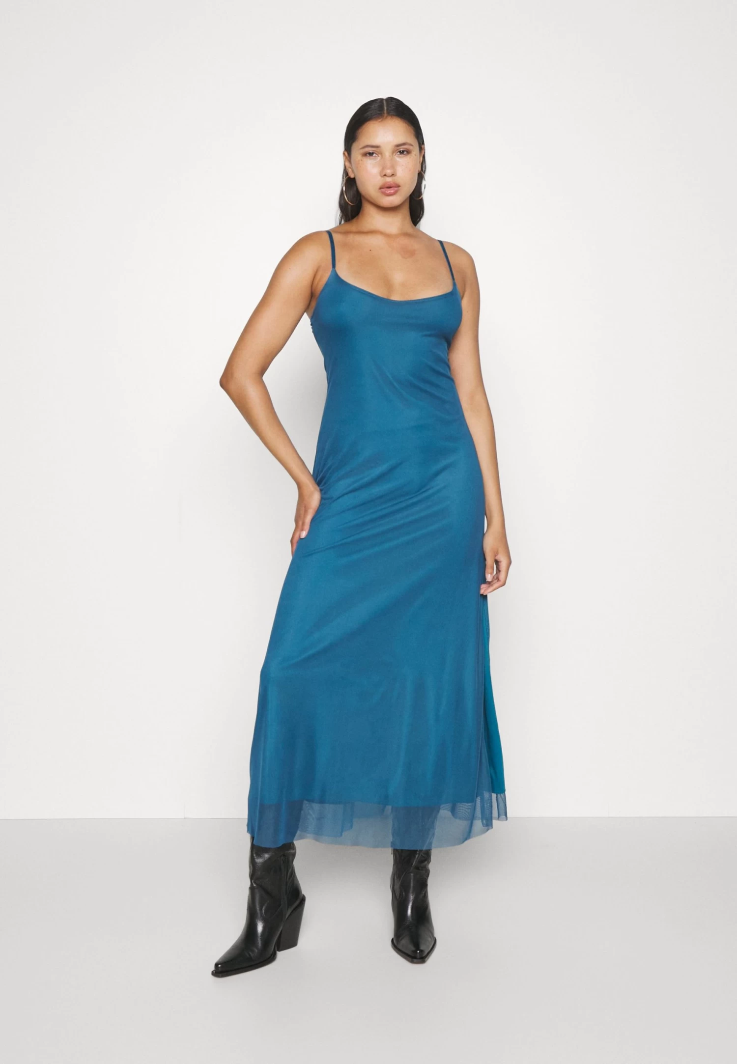 Wal G Sandy - Maxi-Jurk - Dark Teal Blue 4 Wal G Sandy - Maxi-Jurk - Dark Teal Blue - Afbeelding 2
