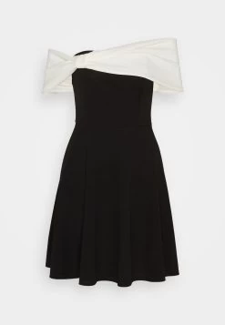 Wal G Alia Off Shoulder Skater - Cocktailjurk - Black/White -Wal G 79520db41a524ab2b772b5e28f8149b5