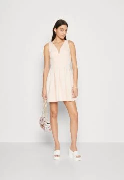 Wal G Wedding Lila V Neck Skater - Cocktailjurk - Peach -Wal G 806a72f1a3fd47789adec67372a8c6f2