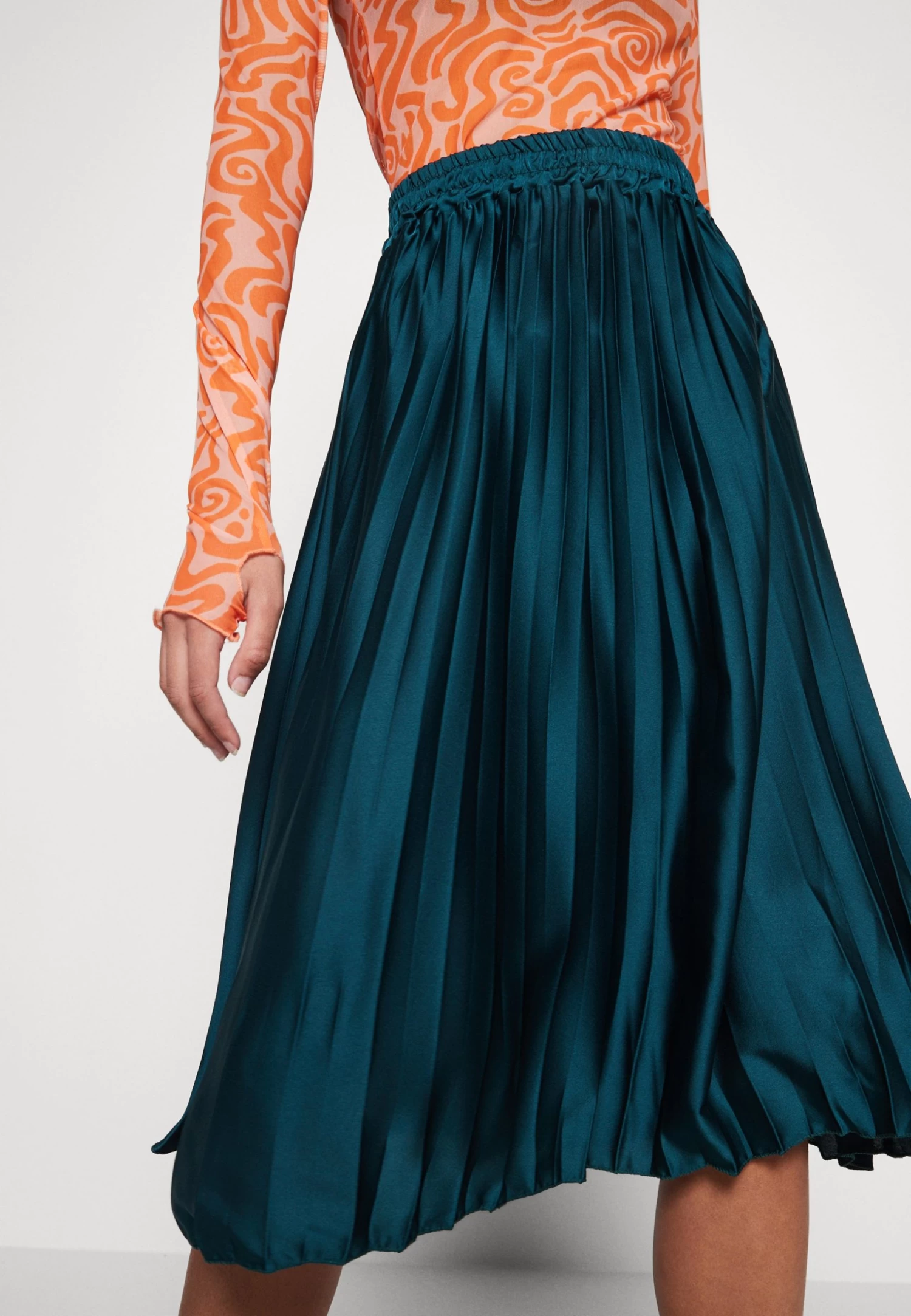 Wal G Penny Pleat Skirt - Plooirok - Emerald Green 6 Wal G Penny Pleat Skirt - Plooirok - Emerald Green - Afbeelding 4