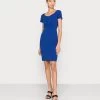Wal G Gary Bodycon Dress - Jerseyjurk - Electric Blue -Wal G 9c5432e63f5e4d8b8e5023c3284d0daf
