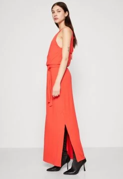 Wal G Summer Essentials Lenny Strappy - Maxi-Jurk - Fiery Red -Wal G 9fe9f22e80d94aea87e0bd881acb41fb