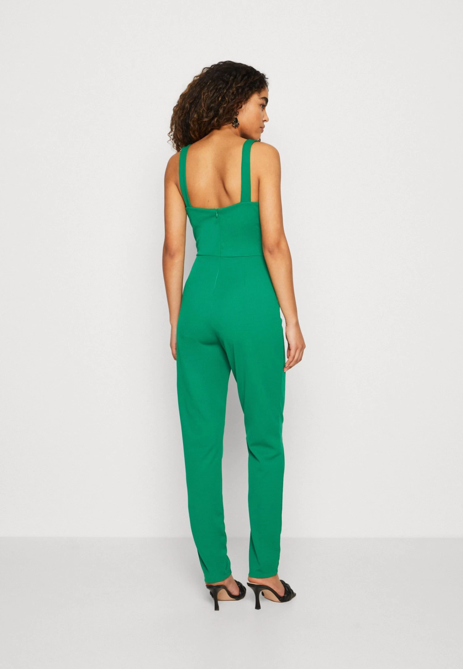 Wal G Erin - Jumpsuit - Leaf Green 5 Wal G Erin - Jumpsuit - Leaf Green - Afbeelding 3