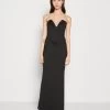 Wal G Dolly V Neck Maxi - Jerseyjurk - Black -Wal G c94e74eb3484432090bd6ad725f2d2cf