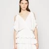 Wal G Cruise Collection Sanjila Ruffle Dress - Jurk - White -Wal G d153a73c67714dc789db444528ff3d66