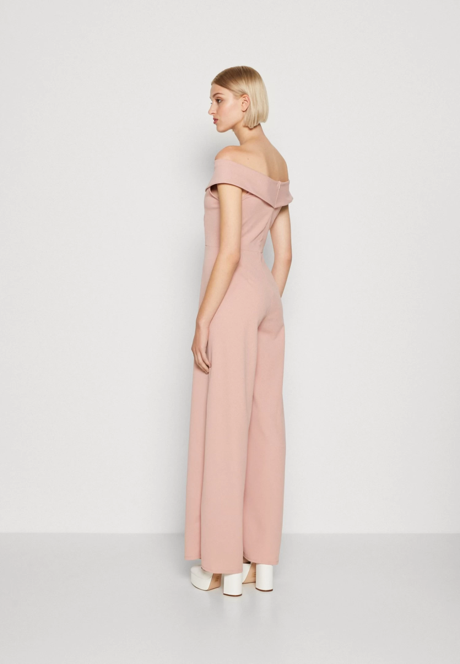 Wal G Nancy Off Shoulder - Jumpsuit - Blush Pink 5 Wal G Nancy Off Shoulder - Jumpsuit - Blush Pink - Afbeelding 3